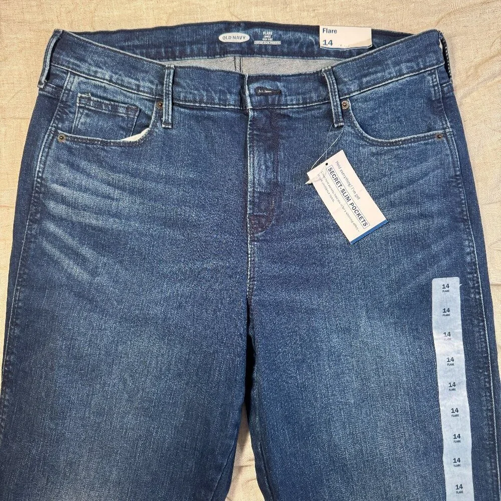 Women's Old Navy Flare Ankle High Rise Jeans Size 14 NWT